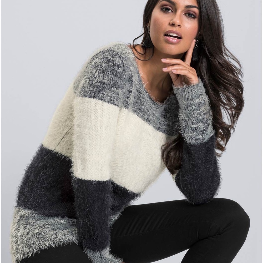 Sweater - Picture 3 of 4